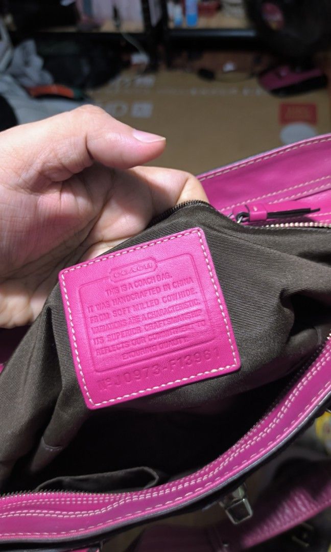 Vintage Coach Hamilton Shoulder Bag (Category: Luxury Bags & Wallets) located in Quezon City. Submitted by 88bagelya_ni_rhen88 (Listing ID 1465547333, Image 3). Description: - Authentic Coach handbag in vibrant bright pink pebbled leather - Secure front flap with classic turnlock closure - Comfortable dual shoulder straps with chic contrast white stitching - Sleek silver-tone hardware and matching leather side hangtag - Structured bottom corners 