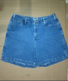 (Category: ) located in . Submitted by cy_thrift (Listing ID 1465906135, Image 1). Description: .