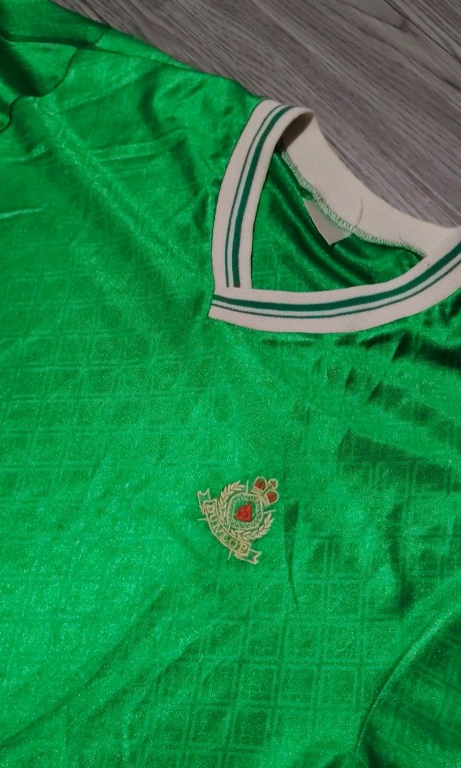 vintage dunlop jersey (Category: Tshirts & Polo Shirts ) located in Cavite. Submitted by thrift_finds2000 (Listing ID 1465851606, Image 2). Description: .