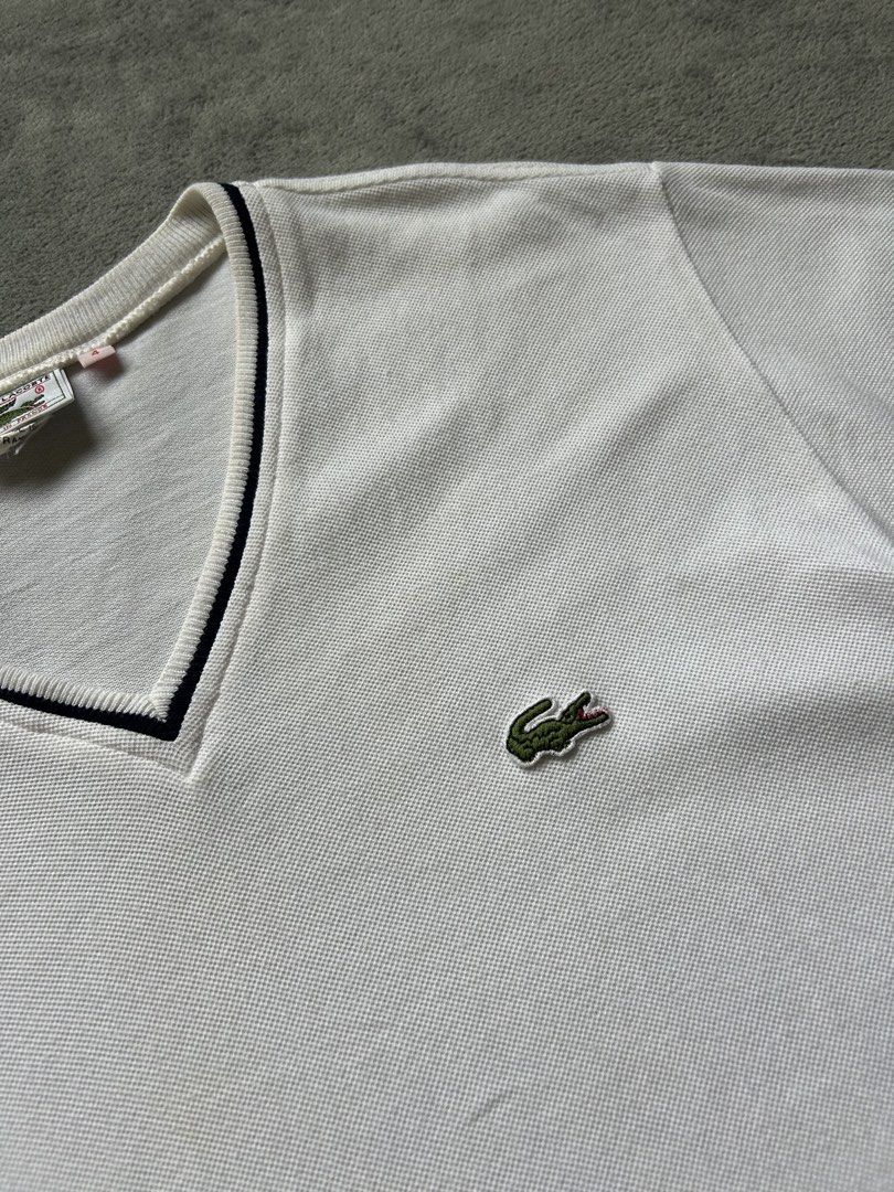 Vintage Lacoste Vneck Shirt (Category: Tshirts & Polo Shirts ) located in Manila. Submitted by wenttttt (Listing ID 1465945029, Image 2). Description: 19 x 29 Issue : yellow stain.