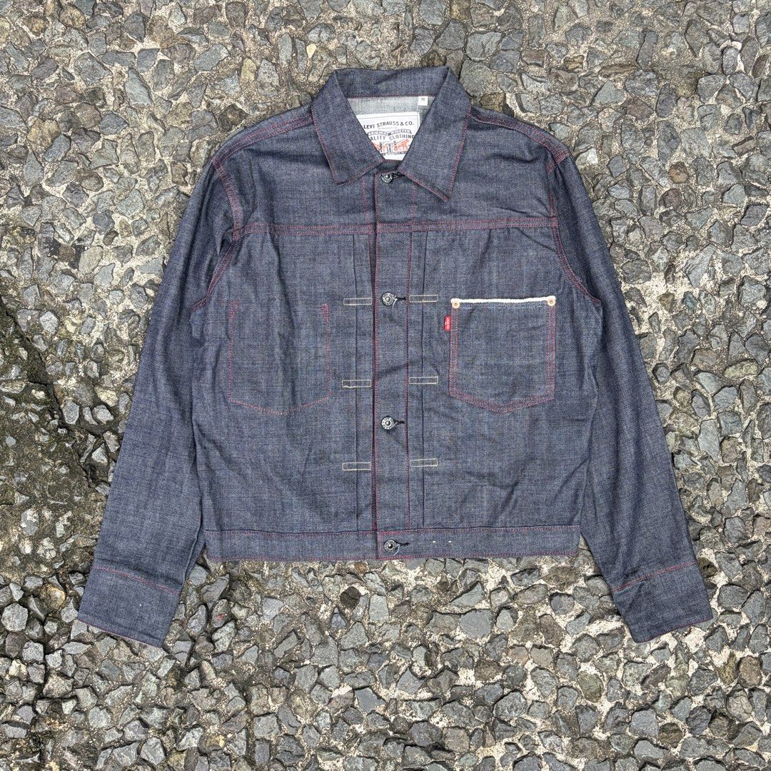 Vintage Levis Type 1 Denim Jacket (Category: Coats, Jackets and Outerwear) located in Manila. Submitted by stablesource (Listing ID 1465784815, Image 2). Description: Vintage Levis Type 1 Denim Jacket Size Medium Dimension: 21.5 Width 23 Length Excellent Kindly Check All Details Before Purchase🤝.