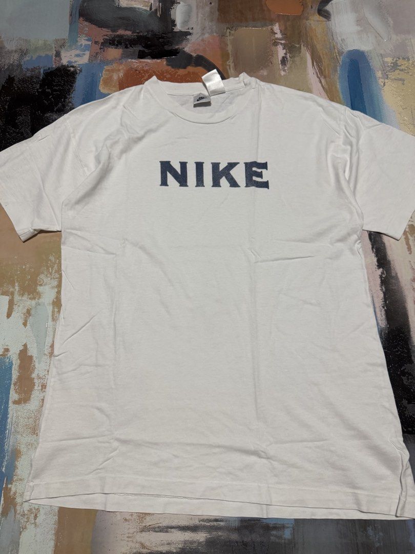 Vintage Nike (Category: Tshirts & Polo Shirts ) located in Las Pinas. Submitted by thrftmnl. (Listing ID 1465895578, Image 1). Description: Vtg Nike Size: Large Dimes Width: 21.5 Length: 29 Issue: none .