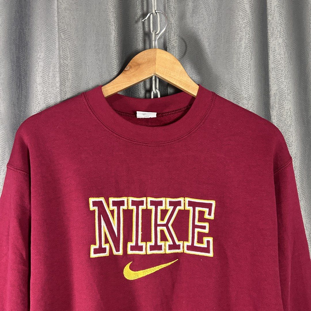 VINTAGE NIKE EMBROIDERED SWEATSHIRT (Category: Coats, Jackets and Outerwear) located in General Mariano Alvarez. Submitted by manosegunda4117 (Listing ID 1465923854, Image 3). Description: VINTAGE NIKE EMBROIDERED SWEATSHIRT Measurements: Width - 21 in Length - 26 in Colour: Maroon Excellent Condition Price : PHP 2,000 + shipping fee 📍GMA, Cavite .