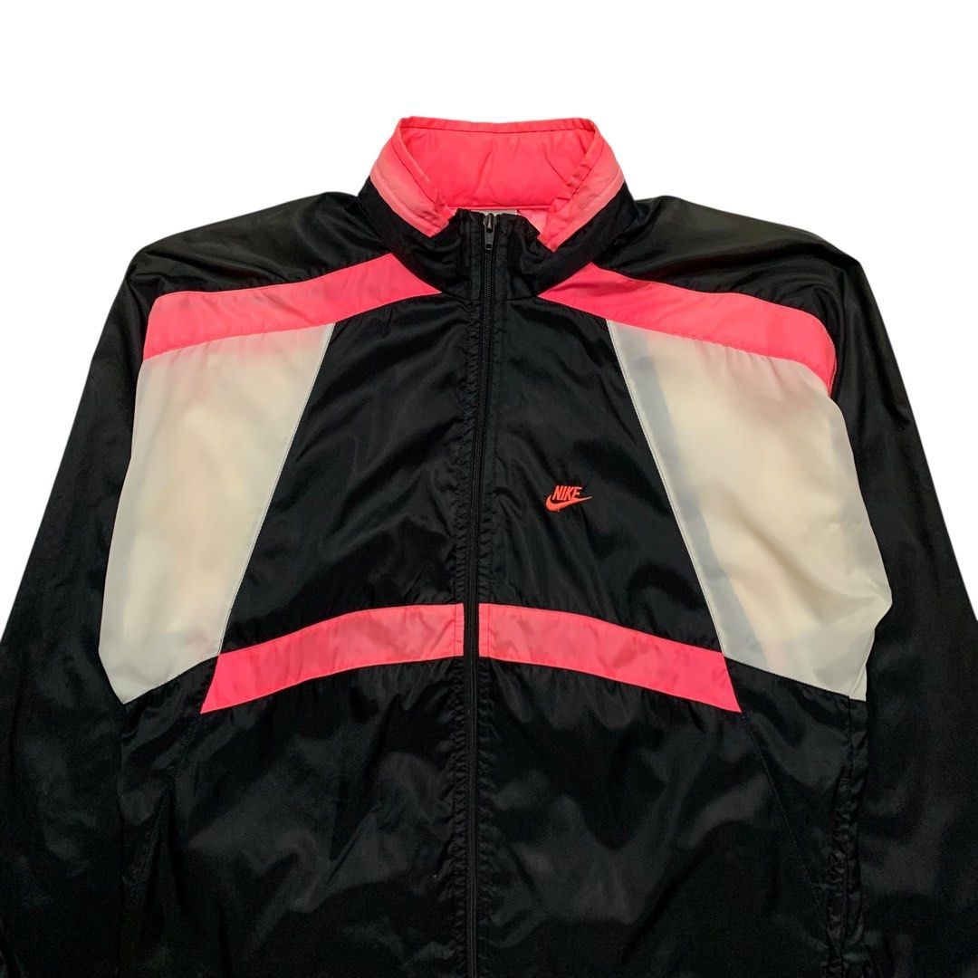 Vintage Nike Zip-Up Windbreaker Jacket (Category: Coats, Jackets and Outerwear) located in Baguio. Submitted by thesecretshop_ph (Listing ID 1465787642, Image 3). Description: Size: Mediun Lenght: 26” Width: 21 Issue: Missing Drawstring (Replaceable) , Minor Fade Parts Due to Age.