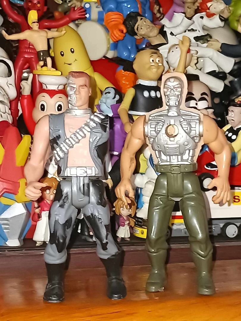 Vintage TERMINATOR 2 1991 Kenner (Category: Vintage Collectibles) located in Manila. Submitted by mickey_salonga (Listing ID 1465949025, Image 1). Description: - as is - P190 each.