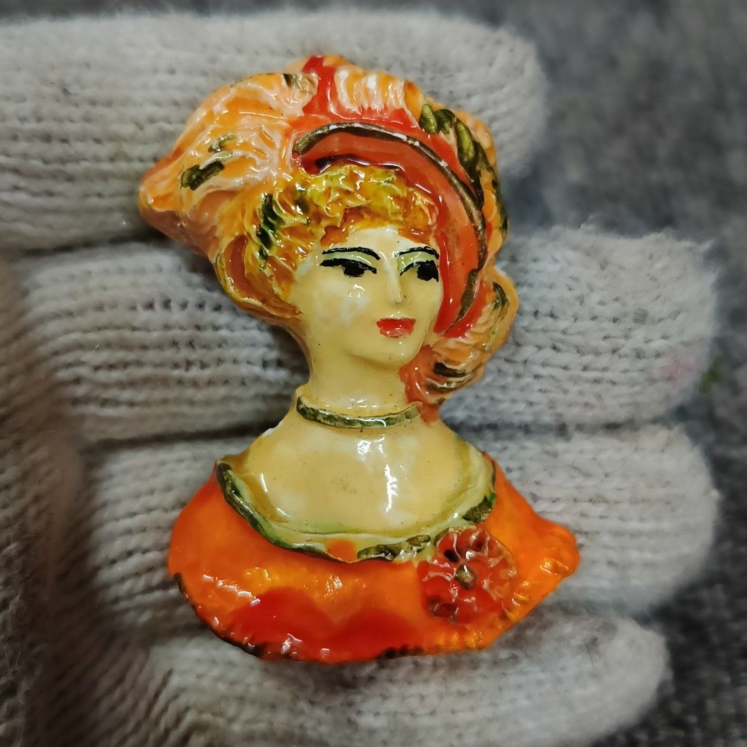 Vintage West Germany Brooch (Category: Vintage Collectibles) located in Meycauayan. Submitted by ka_luma (Listing ID 1465940173, Image 1). Description: .