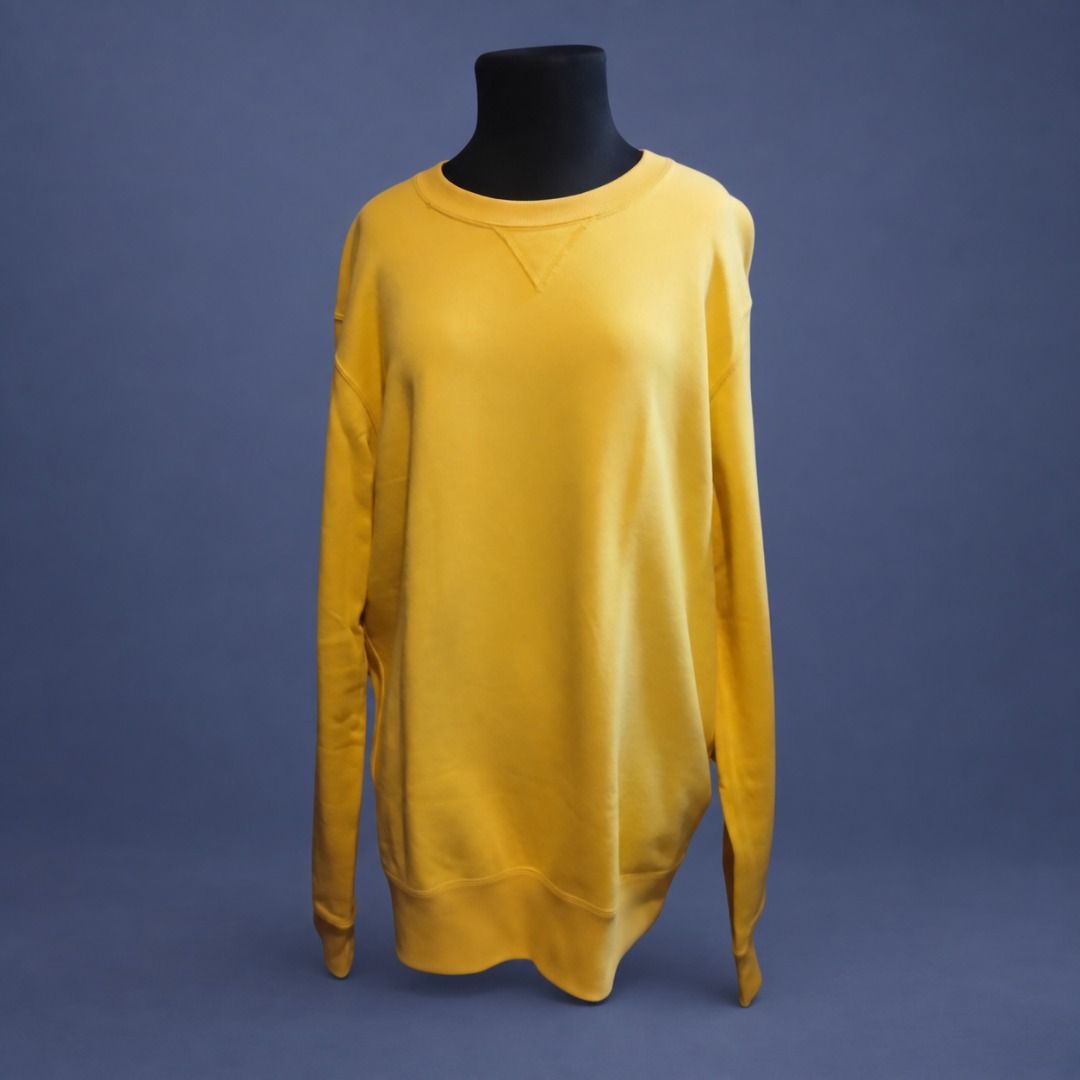 Yellow Crewneck Sweatshirt (Category: Coats, Jackets and Outerwear) located in Muntinlupa City. Submitted by kaelakuneho (Listing ID 1465795342, Image 1). Description: - Color: Bright mustard yellow - Fit: Relaxed, oversized - Design: Classic crewneck with V-stitch detail - Details: Ribbed cuffs and hem - Condition: Like new/Excellent quality - Perfect for daily casual wear - Flaws: Collar Stitching.