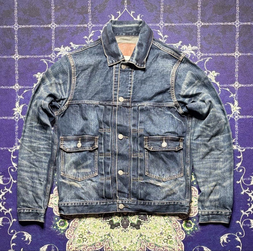 Vintage-wash RRL Denim Jacket (Category: Coats, Jackets and Outerwear) located in Valenzuela. Submitted by telagram (Listing ID 1465891441, Image 1). Description: .