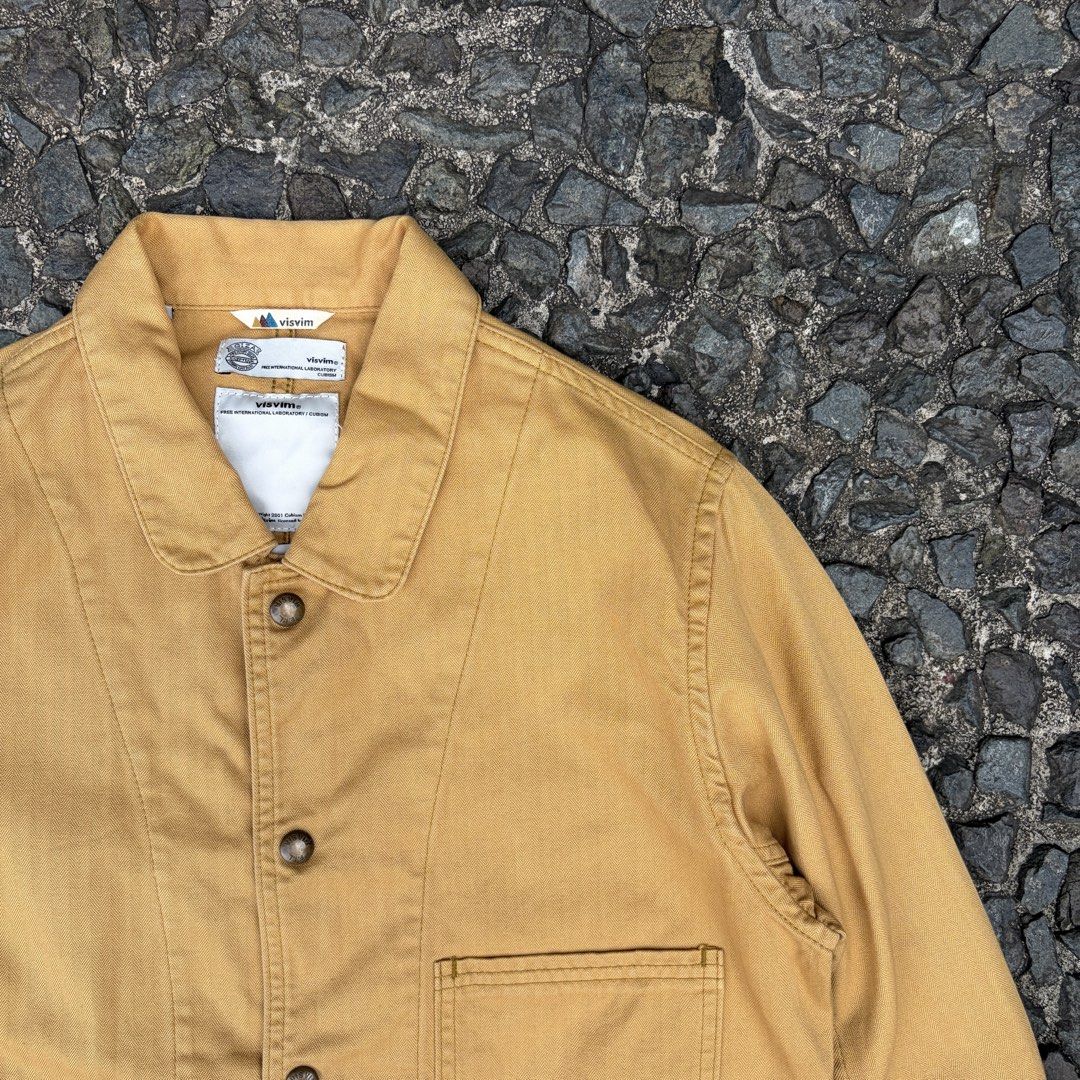 Visvim Coverall Chore Jacket (Category: Coats, Jackets and Outerwear) located in Manila. Submitted by stablesource (Listing ID 1465785305, Image 2). Description: Visvim Coverall Chore Jacket Size Small Dimension: 20 Width 26.5 Length Excellent Kindly Check All Details Before Purchase🤝.
