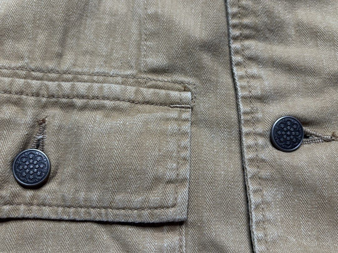 Visvim Willard Shirt Jacket (Category: Coats, Jackets and Outerwear) located in Valenzuela. Submitted by telagram (Listing ID 1465883548, Image 2). Description: .