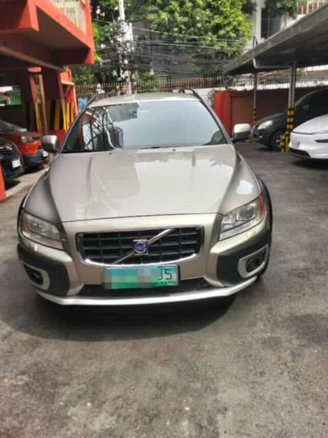 Volvo XC70 AWD Auto (Category: Used Cars) located in Marilao. Submitted by jacklyn2019 (Listing ID 1465770539, Image 1). Description: 2008 Volvo XC70 AWD | 45,000 kms | Casa Maintained Since New | One of the Last Truly Overbuilt Volvo Wagons ₱650,000 slightly negotiable This particular example is exceptionally difficult to replicate: • Genuine 45,000 kms only • City-driven and lady-driven throughout its life • Casa-maintained since new • Freshly 