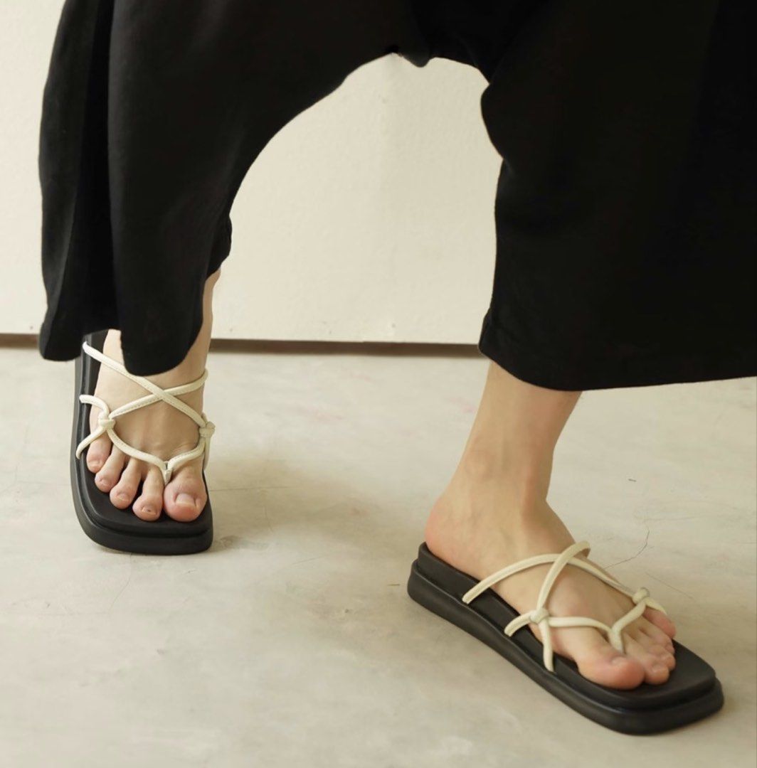 Waa Studios Cream Sandals Size 37 (Category: Flats & Sandals) located in Guinobatan. Submitted by ktonkatsu (Listing ID 1465890563, Image 2). Description: 📍BICOL shipping via J&T Waa Studios Vietnam Size 37 brand new, with box rfs: impulsive buy.