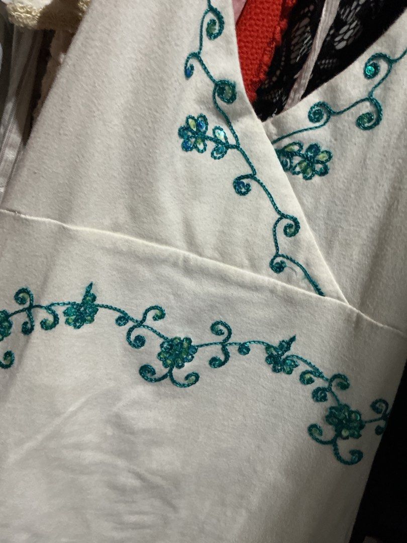 white and teal halter top (Category: Announcements) located in Manila. Submitted by ri.orjeda (Listing ID 1465879867, Image 2). Description: brand: promod size: xs-s white and teal .