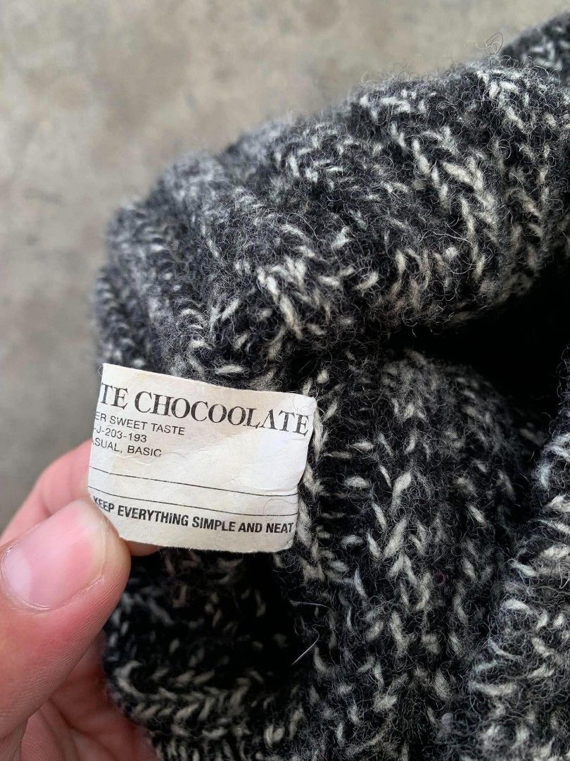 White Chocoolate Grey Black Ribbed Knit Beanie (Category: Hats & Beanies) located in Manila. Submitted by reiyangelow (Listing ID 1465882017, Image 3). Description: "Chocolate" Beanie 'keep it simple' excellent condition .