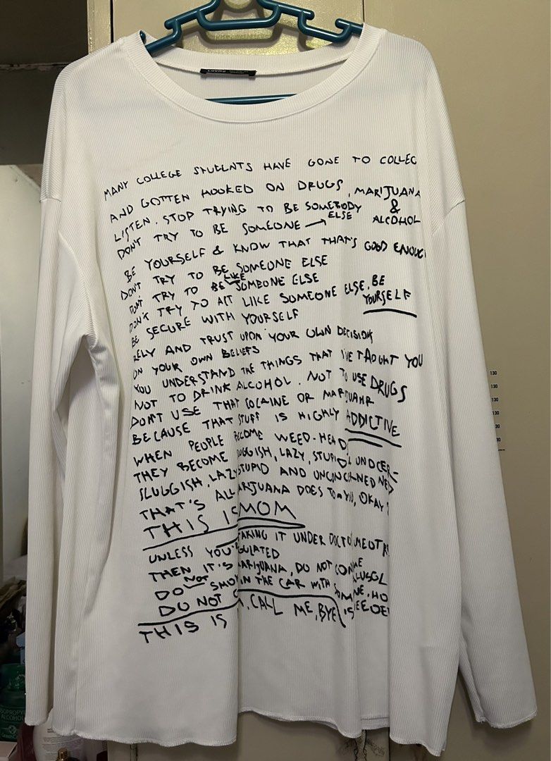 White Graphic Longsleeve (Category: Longsleeves) located in Manila. Submitted by lueur000 (Listing ID 1465937637, Image 2). Description: Large Front Length - 70/26 Bust - 120/47 Shoulder Width - 58.5/23 Sleeve Length - 51/20.