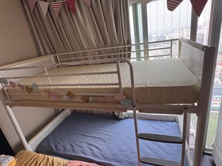 (Category: ) located in . Submitted by grandmoon926 (Listing ID 1465859925, Image 1). Description: .