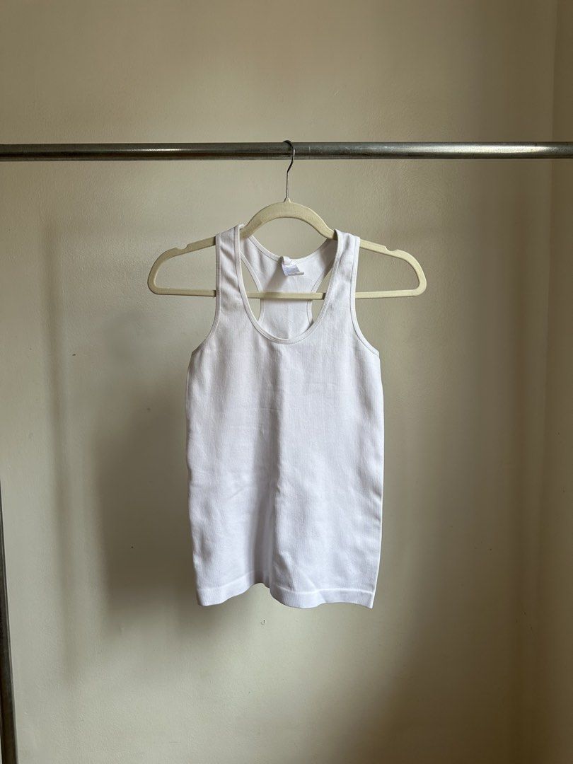 White Sando (Category: Shirts) located in Cebu City. Submitted by diabriciaa (Listing ID 1465780177, Image 1). Description: ✿ READ BIO FIRST ✿ FIRST TO PAY GETS THE ITEM ⭑.ᐟ NO COD, PAYMENT FIRST BASIS ⭑.ᐟ about the item ╰┈➤ Size: S-M ╰┈➤ No flaws RFS: dECLUTTERING.