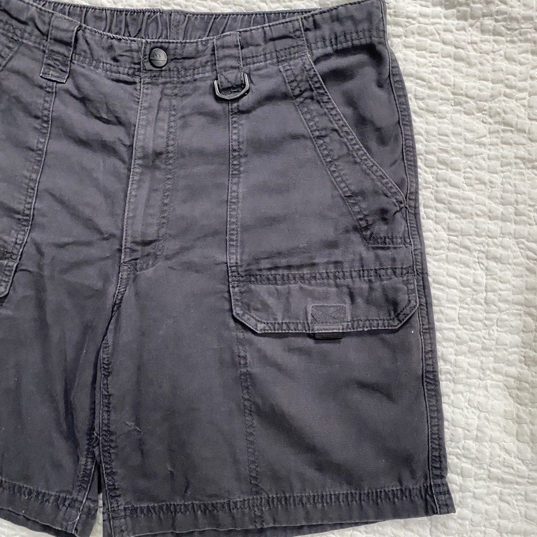 Wrangler Cargo Shorts Black Utility D-Ring (Category: Shorts) located in Iloilo. Submitted by chapxythriftshop (Listing ID 1465868475, Image 2). Description: New Orleans Pelicans Men’s Nike Dri-FitADV NBA Authentic Shorts Measurements: width - 26 to 34 length - 18 inches Condition Details: No pinholes Color rate: 9.5/10 My Price / Asking Price: 450 Transaction Details: Location: Mali-ao, Pavia, Iloilo Payment: Gcash Shipping via: J&T (Buyer shoul