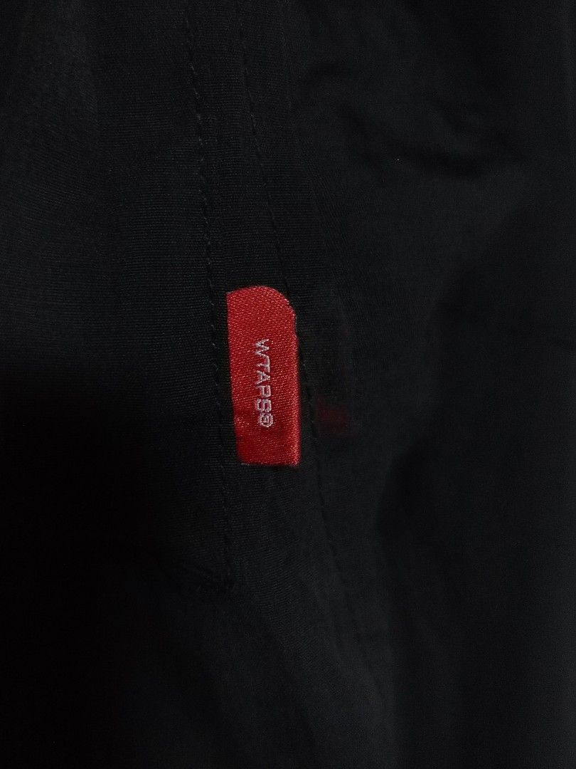 Wtaps (Category: Coats, Jackets and Outerwear) located in Baguio. Submitted by li_aaan (Listing ID 1465852645, Image 3). Description: Items are authentic and in excellent condition.