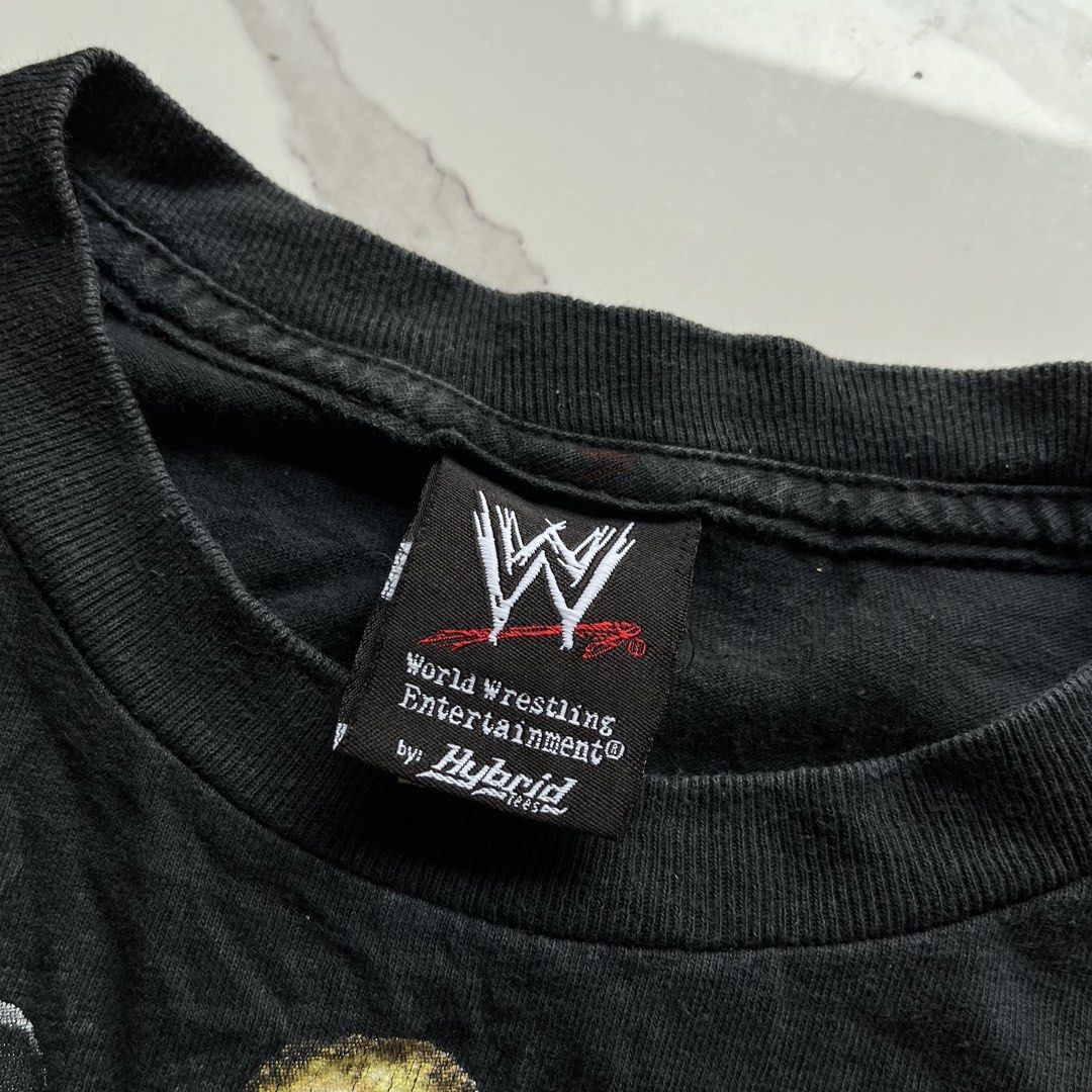 WWE (Category: Tshirts & Polo Shirts ) located in Lucena. Submitted by RAGGGGSSSS (Listing ID 1465891502, Image 3). Description: 2007 WWE Smackdown Raw Shirt youth xxl on Tag Fit Medium adult 27x20 Still in Verygood Condition Hairline Crackprints 800.
