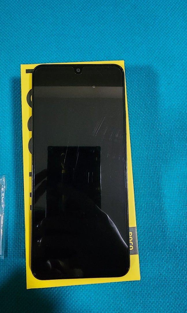 Xiaomi POCO M7 5G (Category: Xiaomi) located in Manila. Submitted by quickocean (Listing ID 1465815518, Image 3). Description: Light scratches on the screen protector RFS: Bought as a work phone but apps were not compatible. Used only for a few hours to install apps Original Price on the last picture.