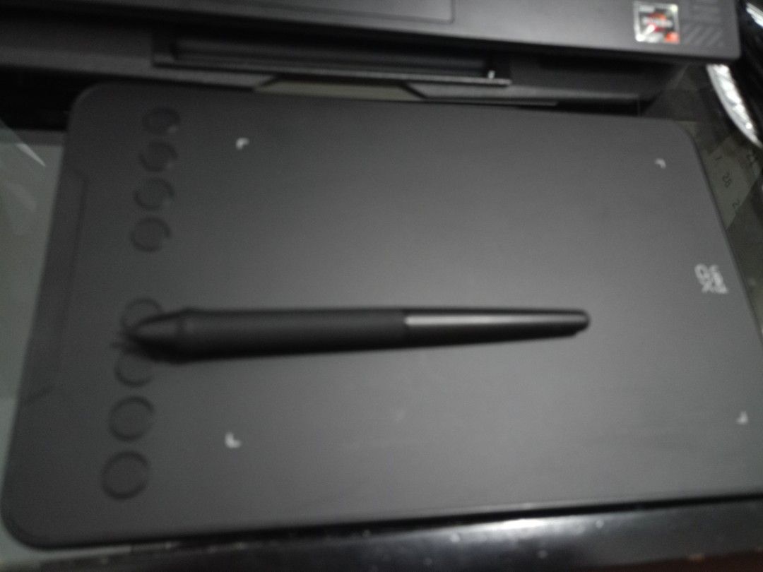 XPPEN Deco mini7 V2 Drawing Tablet 7 inch pen (Category: Other Accessories) located in Manila. Submitted by freedog.3ee3da (Listing ID 1465885166, Image 1). Description: nawala na po yung wire😔😔😔😔 type c naman siya (box not included) rs:tinatamad na pati bz.