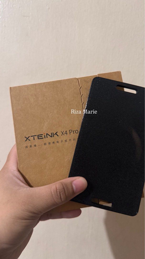 Xteink X4 Pro - CN Version (Category: E-Readers) located in Quezon City. Submitted by mggmhgrey (Listing ID 1465906725, Image 1). Description: #forsale Xteink X4 Pro - CN Version Condition: Brand New and Sealed Inclusions: Box and Case Price: 5,300 RFS: Seller Location: Cubao, Quezon City MOP: GoTyme/BPI/BDO MOD: Lalamove/Grab/LBC.