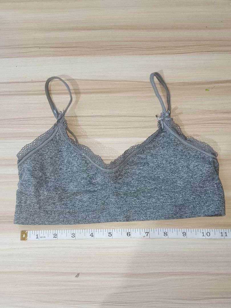 XXS GREY BRA NO PADS (Category: Undergarments & Loungewear) located in Manila. Submitted by truecrystal-1407 (Listing ID 1465947952, Image 1). Description: .