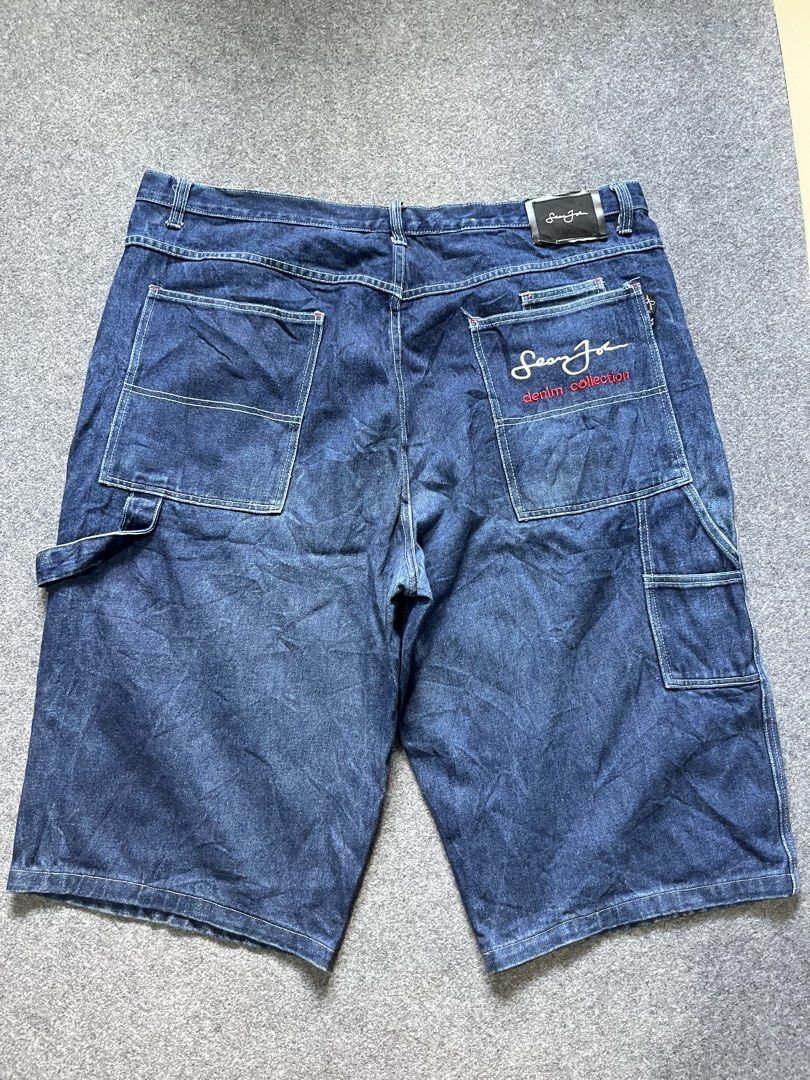 Y2K Sean John denim jorts (Category: Earphones) located in Lapu Lapu. Submitted by jhonrener41426 (Listing ID 1463612367, Image 2). Description: Size 44 Length-30 Leg opening-12.5 Hard denim Asnew condition Color rate 9.8/10 Authentic Imbriod logo .