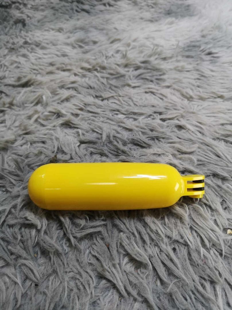 Yellow Floating Hand Grip For Action Camera (Category: Other Photography Accessories) located in Santa Cruz. Submitted by jmy_surplus.2 (Listing ID 1465903838, Image 2). Description: Size ; L - 6 W - 2.1 Color ; Yellow Type ; Hand Grip For Camera Brand ; No brand Material ; Plastic Style ; Floating hand Grip For Action Camera LG 113 JMY 5 Batch #224.