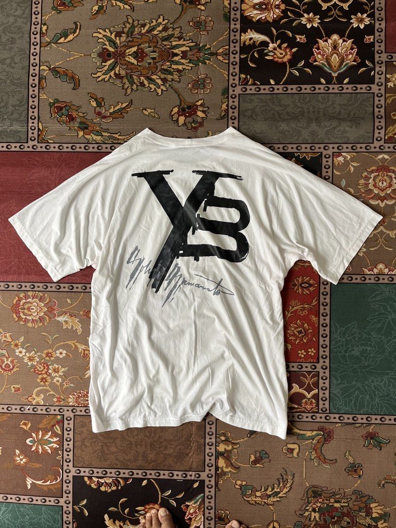 Yohji Yamamoto Oversize Shirt (Category: Tshirts & Polo Shirts ) located in Baguio. Submitted by whatthestore (Listing ID 1465798935, Image 1). Description: 25x30.