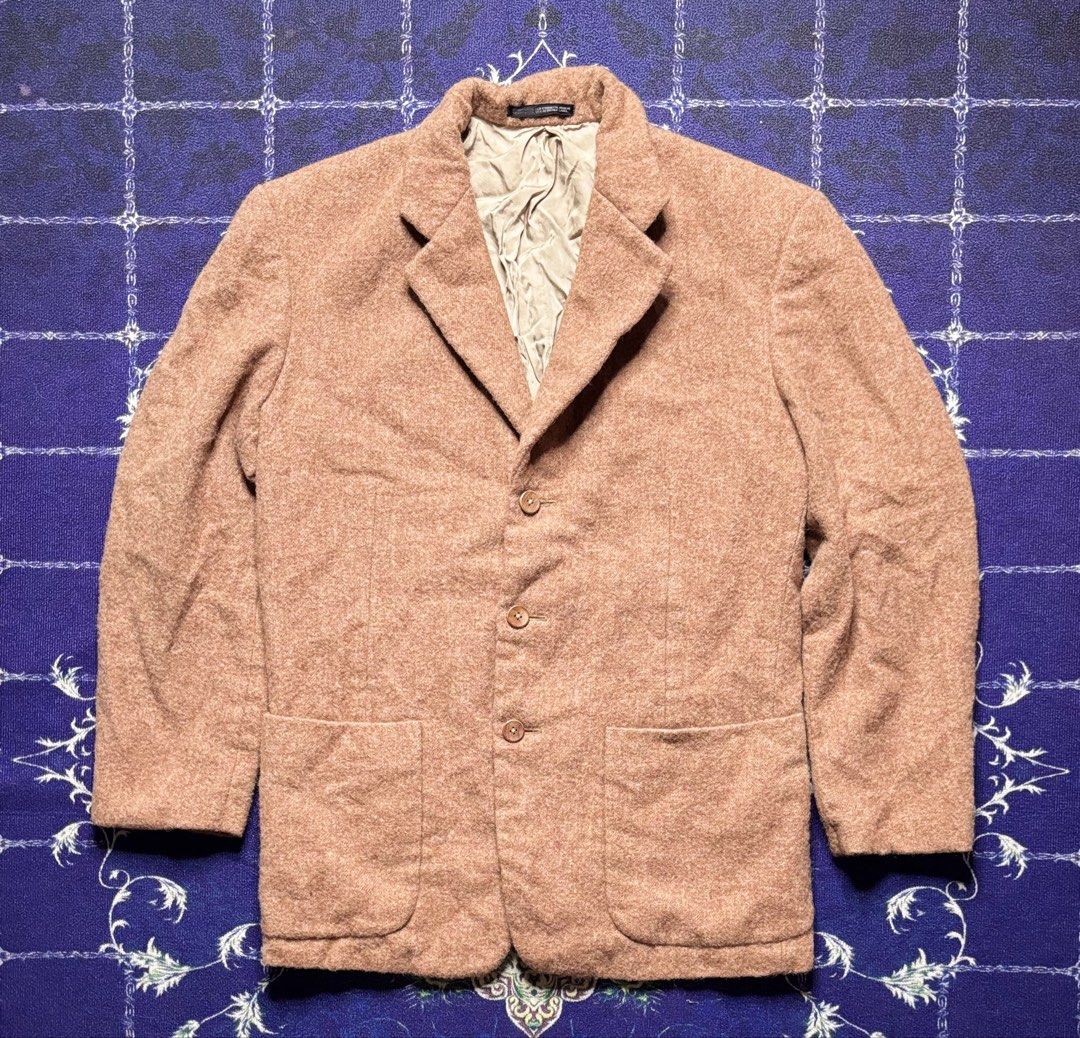 Yohji Yamamoto Wool Blazer (Category: Coats, Jackets and Outerwear) located in Valenzuela. Submitted by telagram (Listing ID 1465888928, Image 1). Description: .