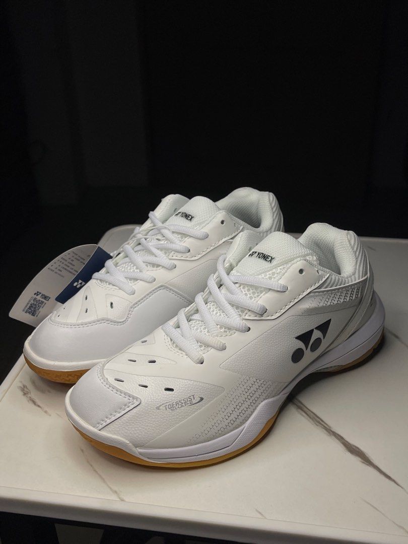 Yonex 65s Womens and Mens (Category: Sneakers) located in Antipolo. Submitted by uatomnla (Listing ID 1465937042, Image 1). Description: Yonex 65s Mens and Womens ₱3350 only! Available sizes: Mens 41, 42, 43, 44, 45 Womens 36, 37, 38, 39, 40 Limited sizes onhand. If size not available we are open for preorders ❤️‍🔥 Super below SRP pairs 100% best for Racquet and Paddle sports ✅ .