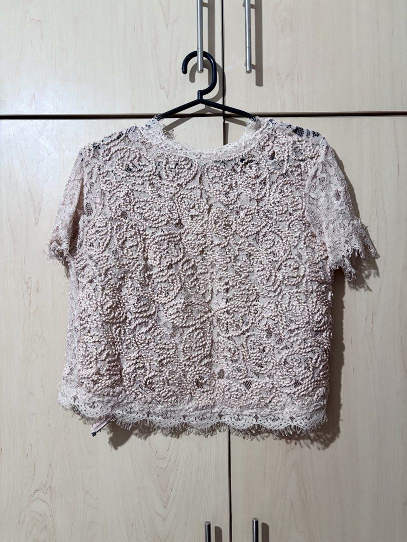 ZARA | Pink Lace Top - Small (Category: Blouses) located in Makati City. Submitted by thehappykart (Listing ID 1465805764, Image 1). Description: Please take note of the following guidelines: 📍 Makati City, Metro Manila •Items are available to Metro Manila buyers only 📦 Pick Up and Delivery Options (c/o Buyer) • Meet-up: Chino Roces Ave. (near King’s Court) • Lalamove/Grab (Metro Manila) 🏦 Payment Methods • BPI • MariBank • GCash 📝 Kindly not