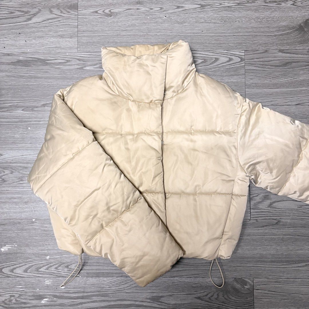 ZARA Champagne Waterproof Puff Puffer Coat Jacket (Category: Coats, Jackets and Outerwear) located in Manila. Submitted by imdemie (Listing ID 1465875238, Image 1). Description: .