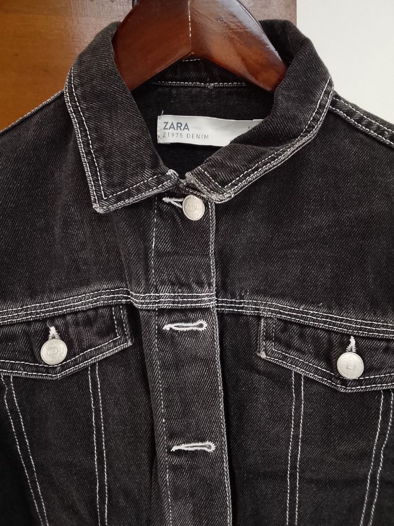 Zara crop denim jacket (Category: Coats, Jackets and Outerwear) located in Quezon City. Submitted by kema2191 (Listing ID 1465809649, Image 3). Description: .