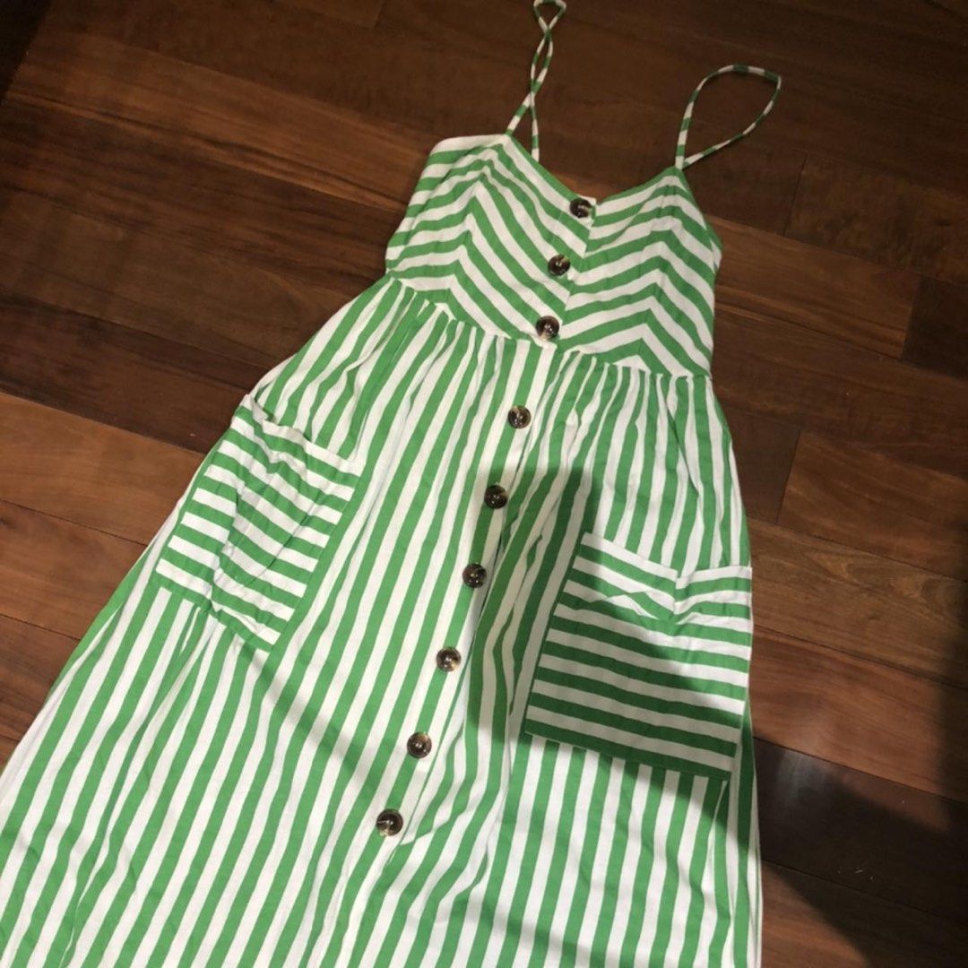 Zara Green and White Midi Dress Size Medium (Category: Dresses) located in Quezon City. Submitted by cabs. (Listing ID 1465795124, Image 3). Description: Size Medium on tag available Size Small SOLDDD LAST PRICE POSTED .