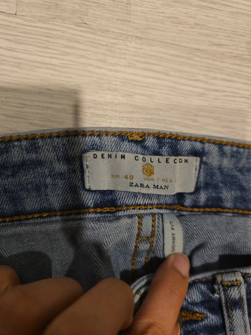 Zara Man demin Collection bottom pants (Category: Jeans) located in Mandaluyong City. Submitted by miecaella (Listing ID 1465933918, Image 2). Description: .