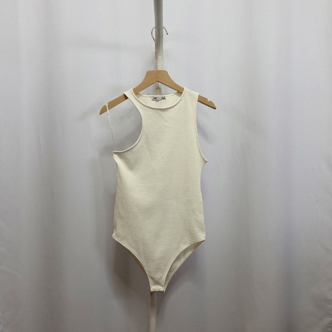 Zara Ribbed Bodysuit (Category: Sleeveless) located in Luisiana. Submitted by rainybunny.ph (Listing ID 1465892895, Image 1). Description: .