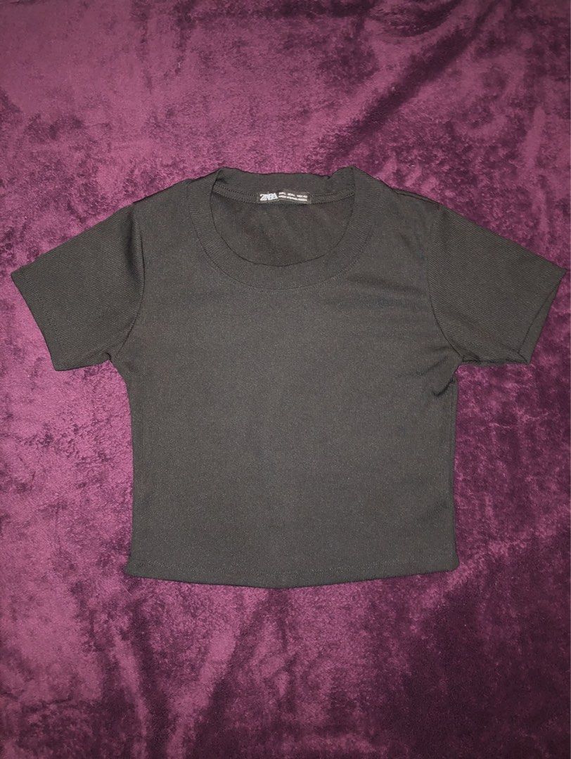 Zara Ribbed Crop-top Size Small to Medium (Category: Others Tops) located in Calamba. Submitted by kiyanc3 (Listing ID 1463924707, Image 1). Description: No Issue - Small to Medium - Ribbed Knit - Stretchable ( Can fit in Large ) ! Color may vary due to lighting !.