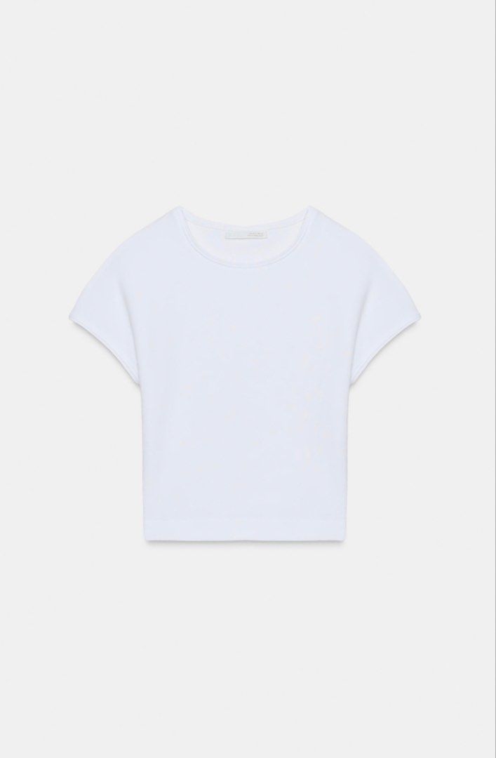 zara short sleeved basic top (Category: Blouses) located in Manila. Submitted by yuribeepbop (Listing ID 1465917101, Image 1). Description: available in white and yellow - size small - ₱500 for both ! .