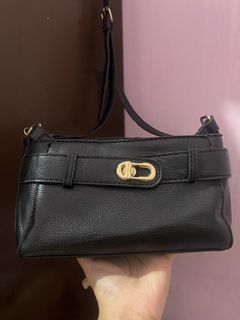 (Kategori: ) berada di . Dikirim oleh stuffbyraaa (ID iklan 1465810778, Gambar 1). Deskripsi: .