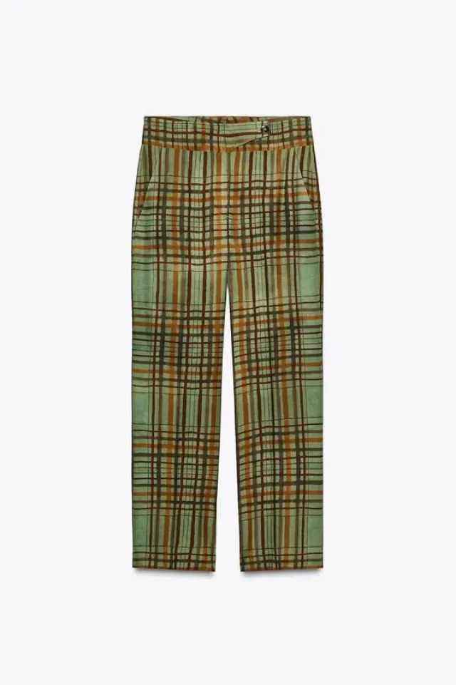 Zara trouser (Category: Other Bottoms) located in Marikina City. Submitted by pborj (Listing ID 1465932052, Image 1). Description: - Brand: Zara - Item: Plaid trousers / pants - Color: Green with multicolor plaid pattern - Perfect for autumn/fall OOTD - Condition: well used.