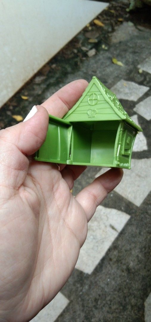 Zomling house green (Category: Kids Toys) located in Quezon City. Submitted by eidorableshop (Listing ID 1465819154, Image 2). Description: .