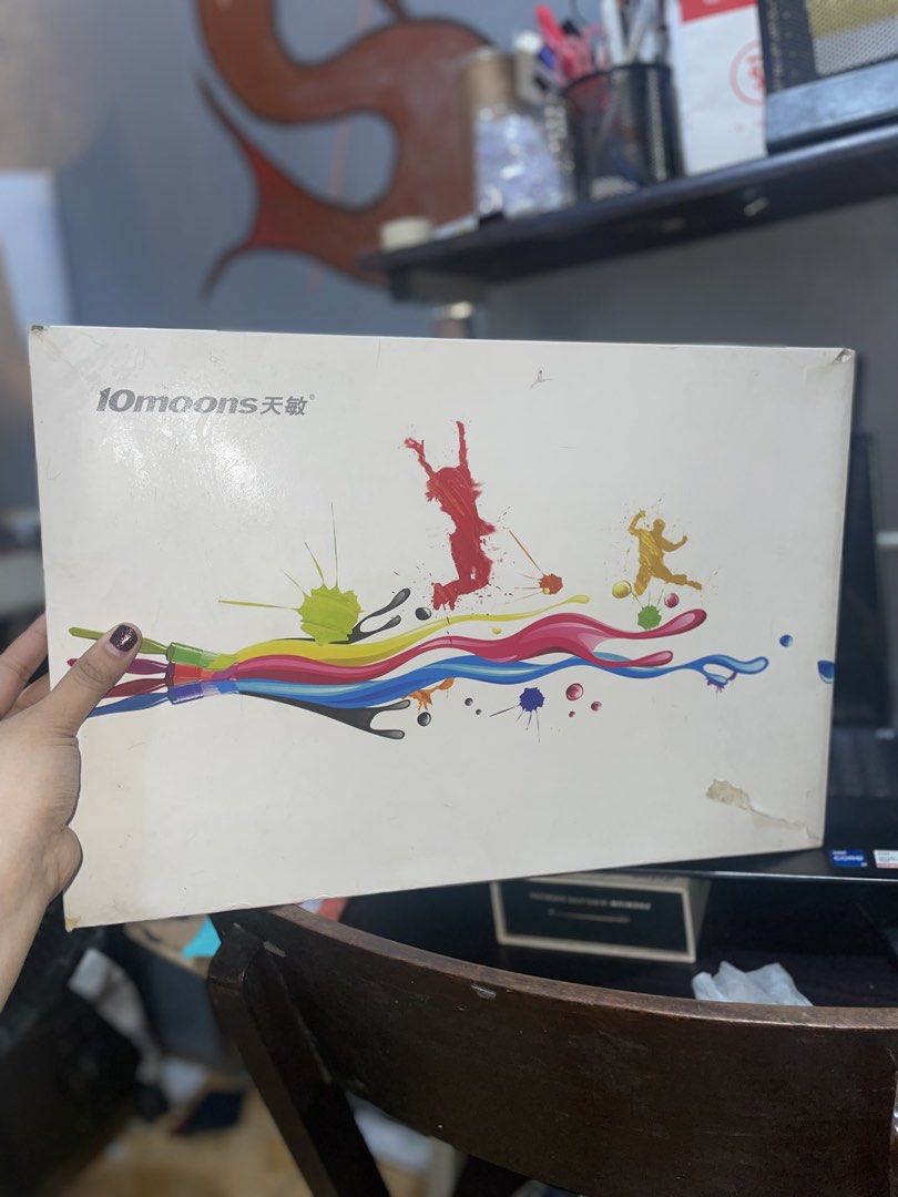 10moons G10 Digital Graphic Drawing Pad (Category: Art & Prints) located in Marikina City. Submitted by shazzie.bee (Listing ID 1465992857, Image 2). Description: MISSING STYLUS PEN THIS IS BNEW PO NATAMBAK LANG still in good condition TESTED WORKING orig price around 1k-1300 10moons G10 digital graphic tablet for drawing and design work. Black drawing surface with physical control buttons along the top. Includes attached USB cable and a USB-C ad