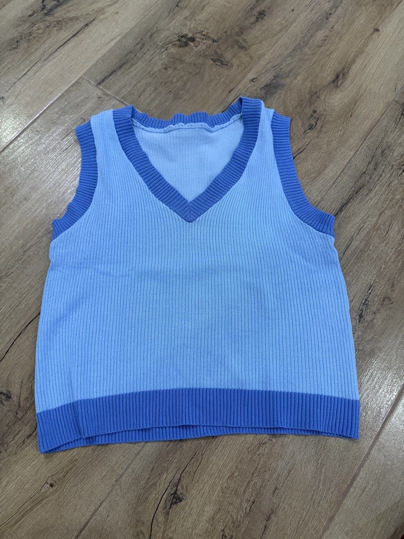 10pcs Sleeveless/Vest (Category: Sleeveless) located in Tagaytay City. Submitted by prelovedbytmj (Listing ID 1466014145, Image 1). Description: Take all. 10pcs Sleeveless/Vest. Assorted colors. See picture .