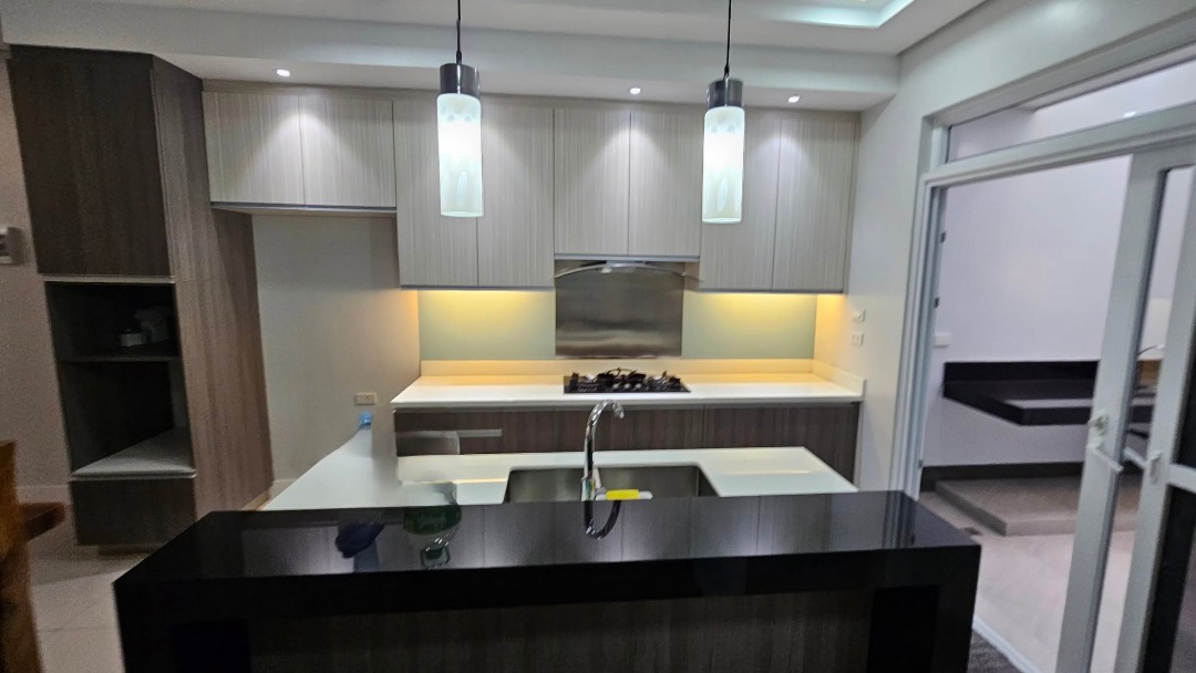 (Category: ) located in . Submitted by raincomito (Listing ID 1466019539, Image 1). Description: .