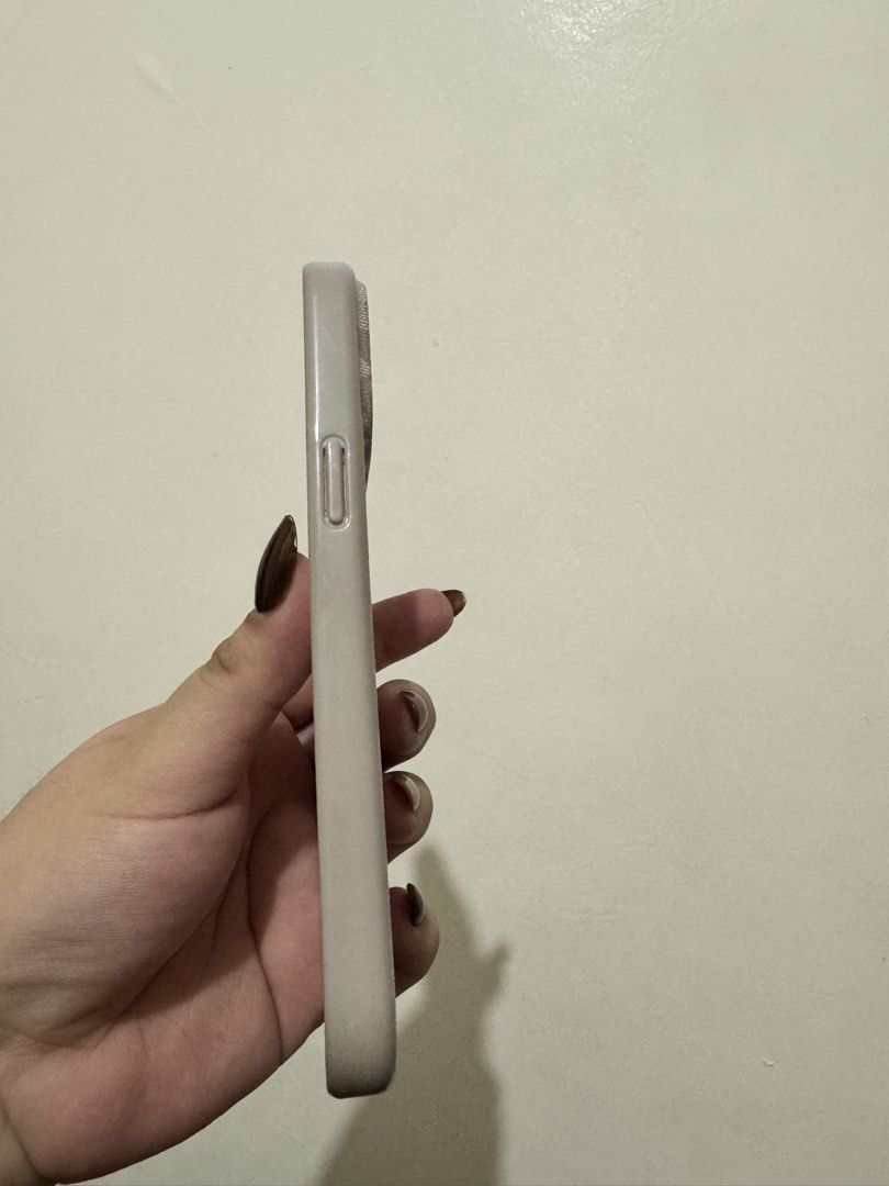 15 PROMAX AUTHENTIC KATE SPADE (Category: Cases & Sleeves) located in Valenzuela. Submitted by merlott (Listing ID 1464988224, Image 3). Description: .