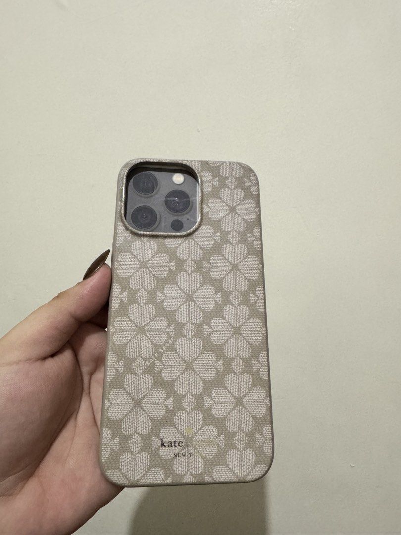 15 PROMAX AUTHENTIC KATE SPADE (Category: Cases & Sleeves) located in Valenzuela. Submitted by merlott (Listing ID 1464988224, Image 2). Description: .