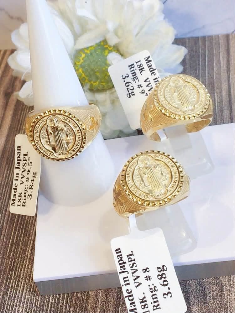 18k Japan gold ring (Category: Rings) located in Manila. Submitted by bhelgoldseller2ndaccount (Listing ID 1466020173, Image 1). Description: New!!✨New!!✨New!! Authentic 18k Japan Golds 💯pawnable/naisasanla 💯with high appraisal rate 💯good investment 💯Direct supplier price 👉OPEN for resellers 🌺please take time to evaluate their actual sizes and grams 👉Best panggift for all occasions ✅ Sold per grams not per piece Kya lowest price ✅With proo